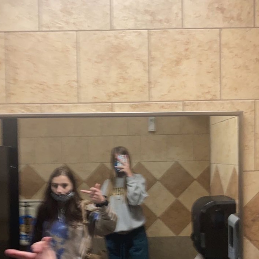 Meet your Posher, Reese